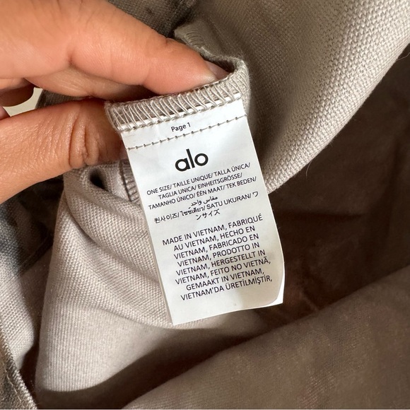 Alo Shopper Tote Grey Tie Dye One Size - Picture 8 of 9